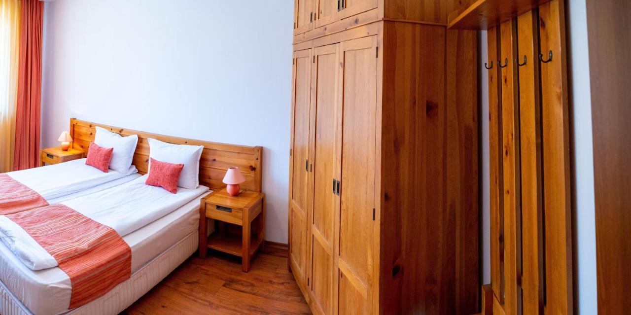 Two Bedroom Apartments In Murphys Lodge Bansko Exteriör bild