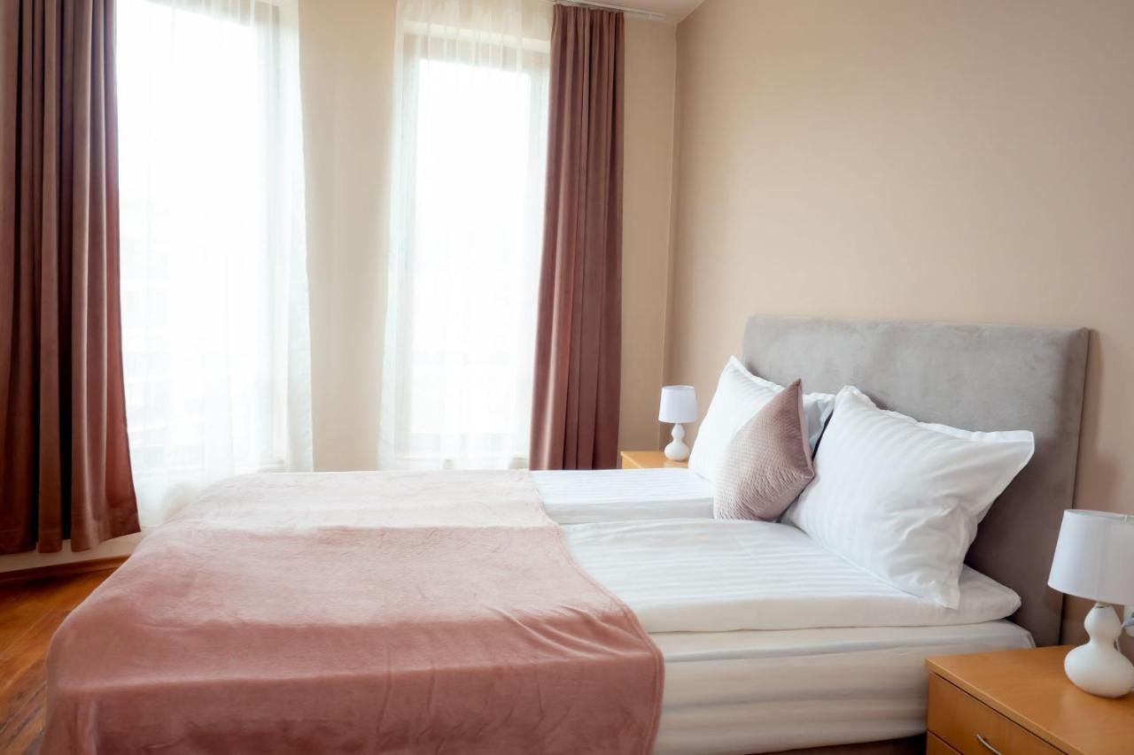 Two Bedroom Apartments In Murphys Lodge Bansko Exteriör bild